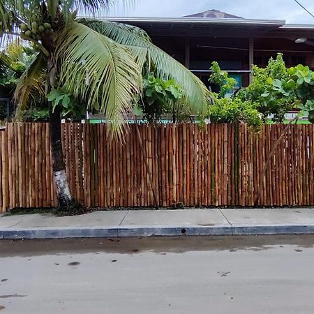 Bambu Lounge Bocas Hostel Bocas del Toro Exterior photo